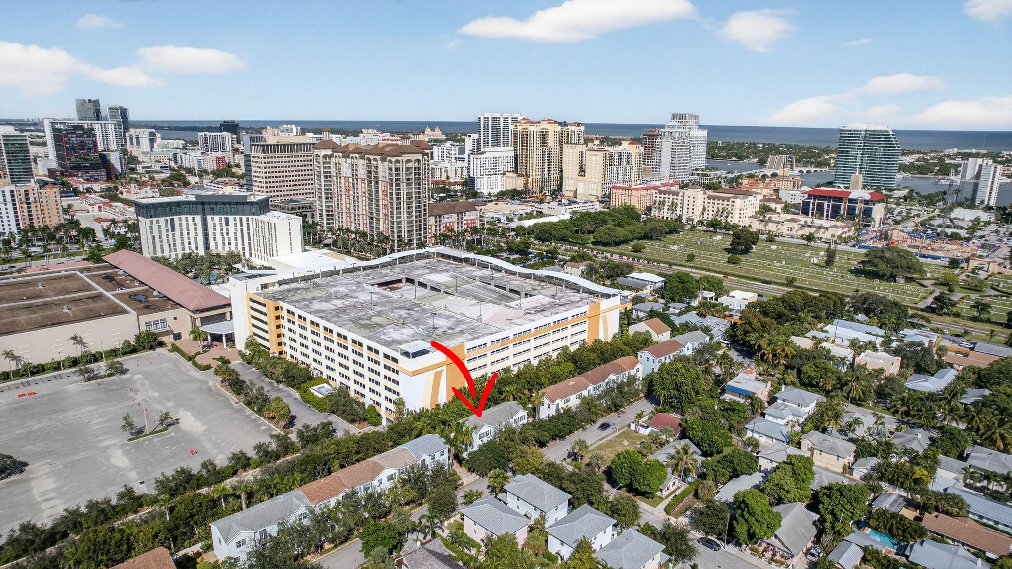 CONVENTION CENTER TH - Residential