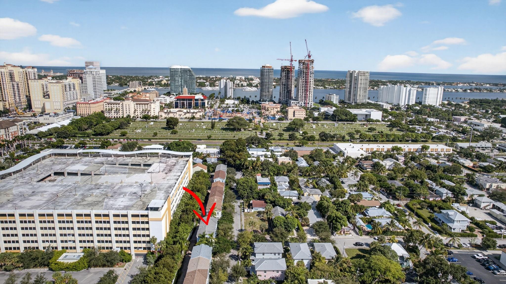 CONVENTION CENTER TH - Residential