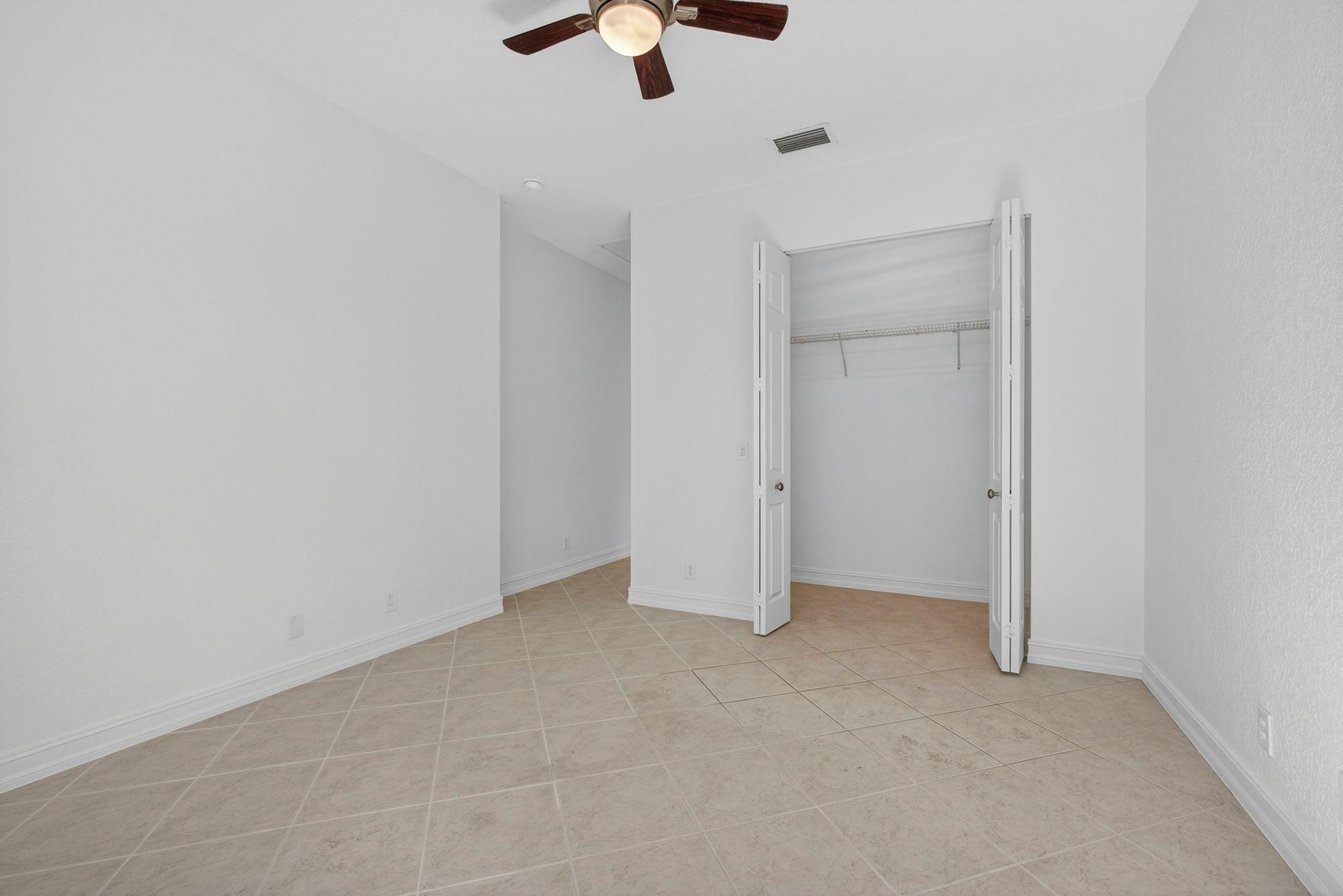 CONVENTION CENTER TH - Residential