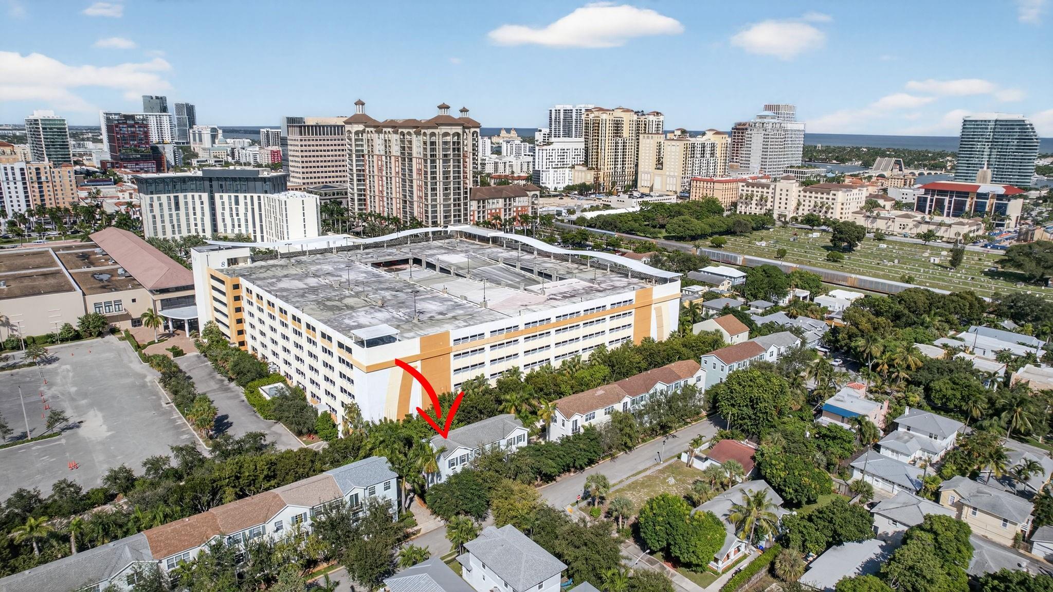 CONVENTION CENTER TH - Residential