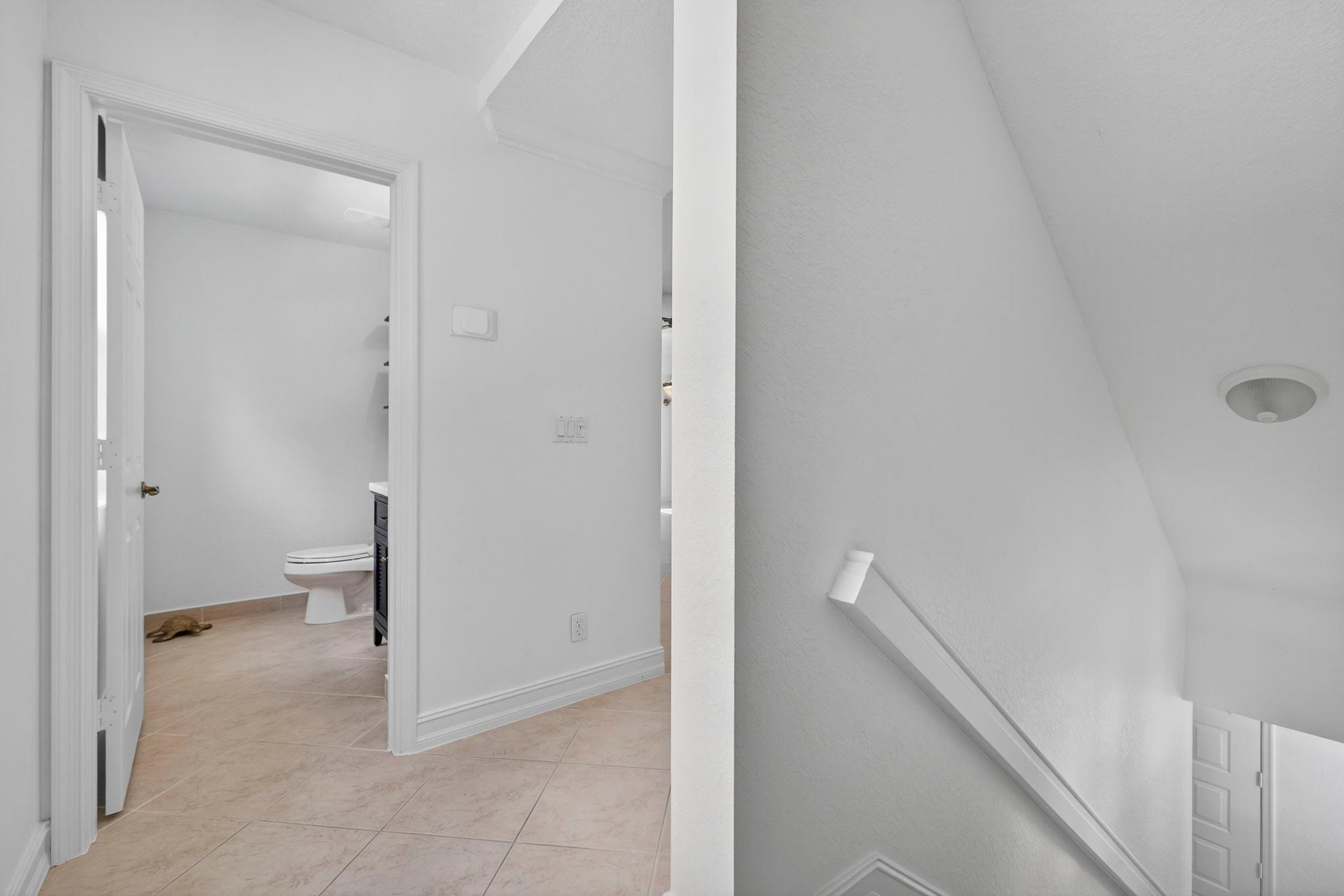 CONVENTION CENTER TH - Residential