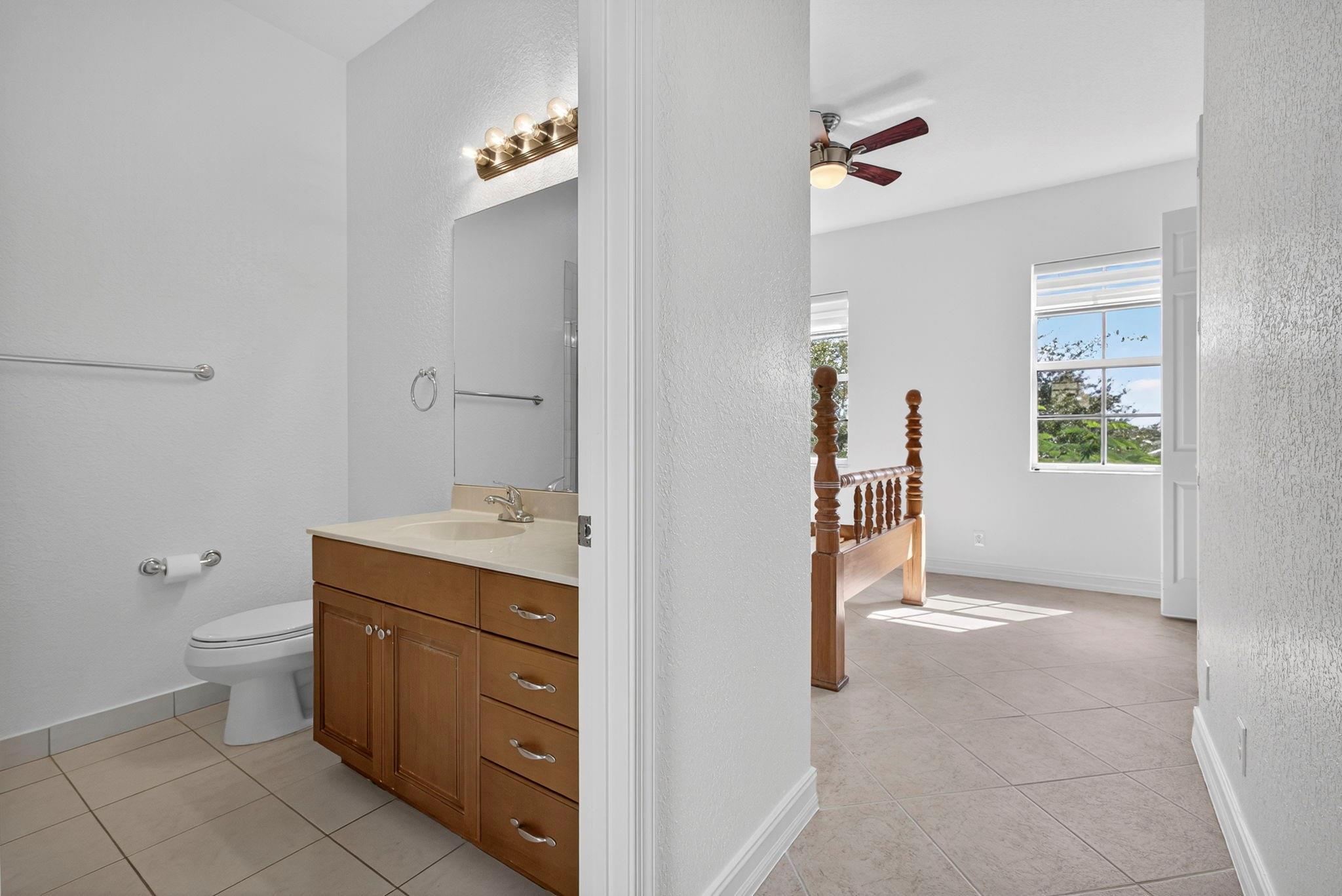 CONVENTION CENTER TH - Residential