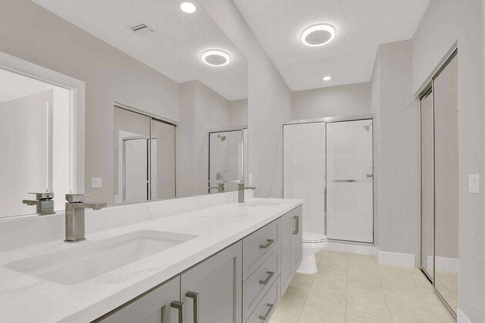 TEQUESTA OAKS - Residential Lease