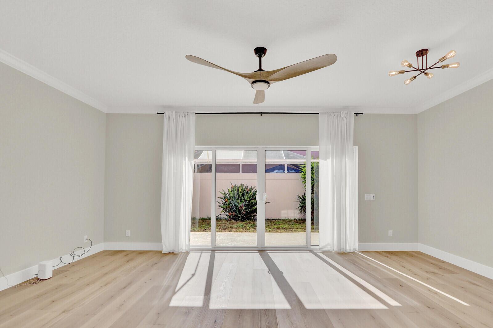 View photos, virtual tours, details... 28 Live Oak Circle