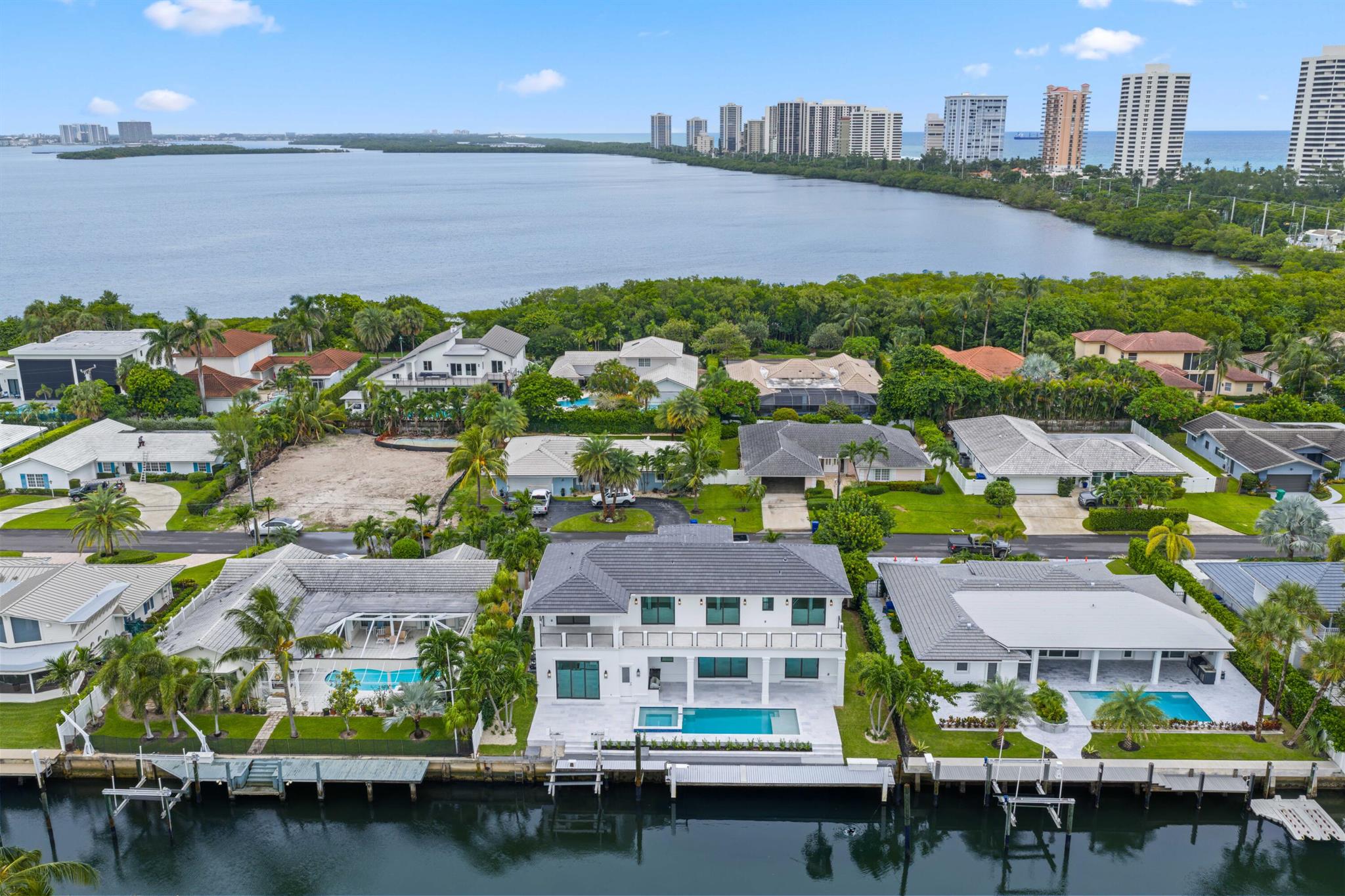 PALM BEACH ISLES 3 - Residential
