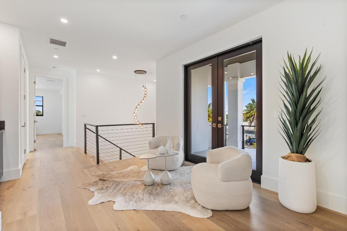 PALM BEACH ISLES 3 - Residential