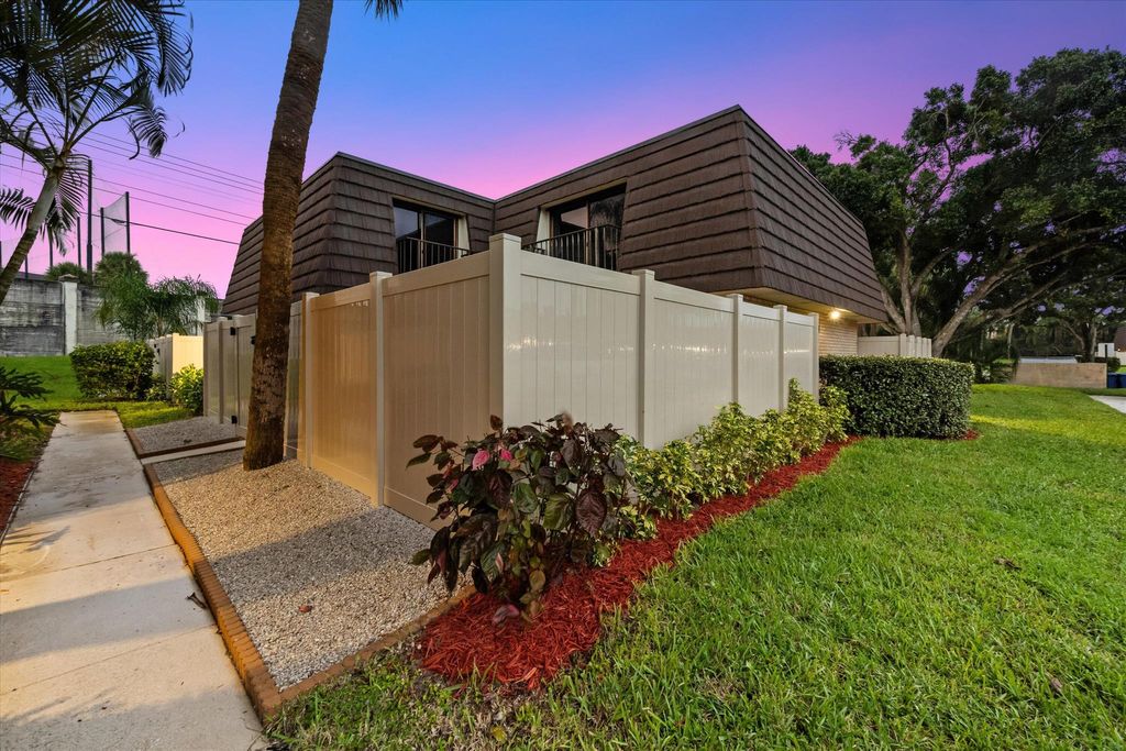Photo of 7311 73rd Way, West Palm Beach, FL 33407 (MLS # R11134300)