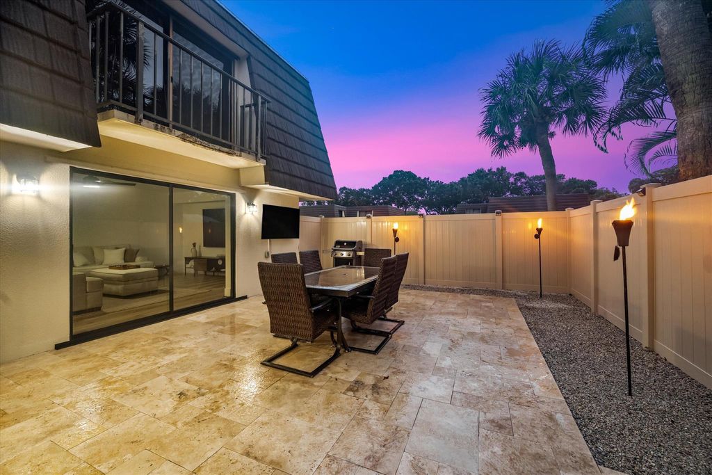 Photo of 7311 73rd Way, West Palm Beach, FL 33407 (MLS # R11134300)