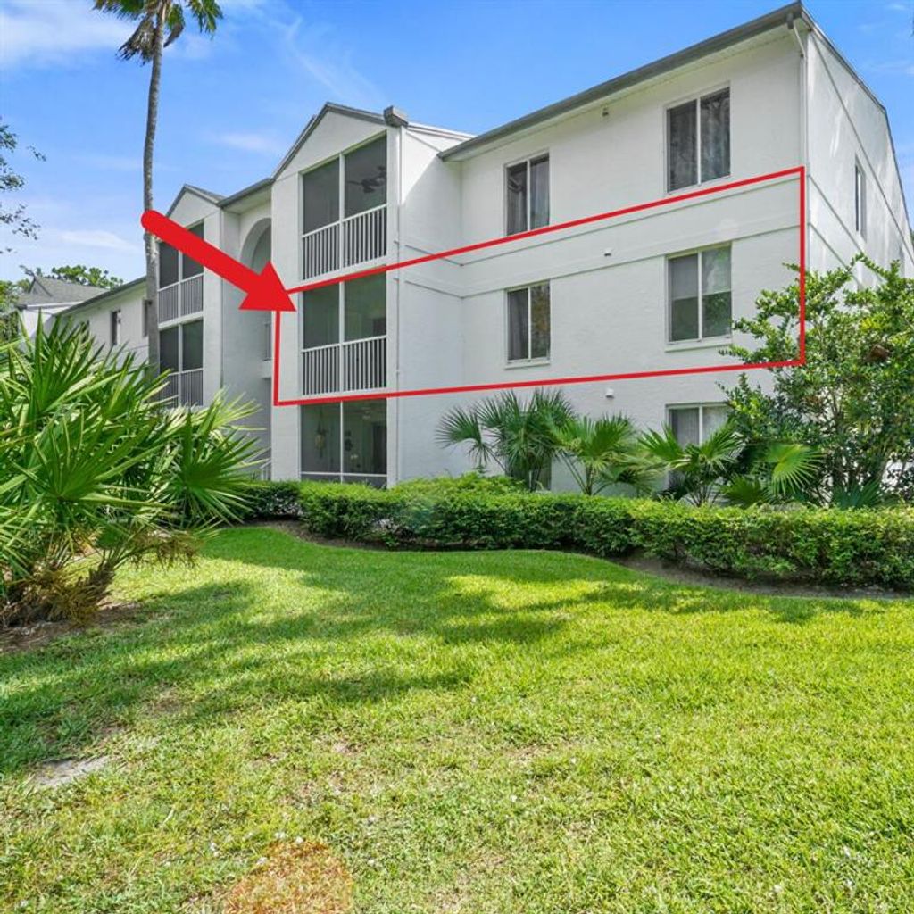 Photo of 2502 SE Anchorage Cove #E-2, Port Saint Lucie, FL 34952 (MLS # R10803414)