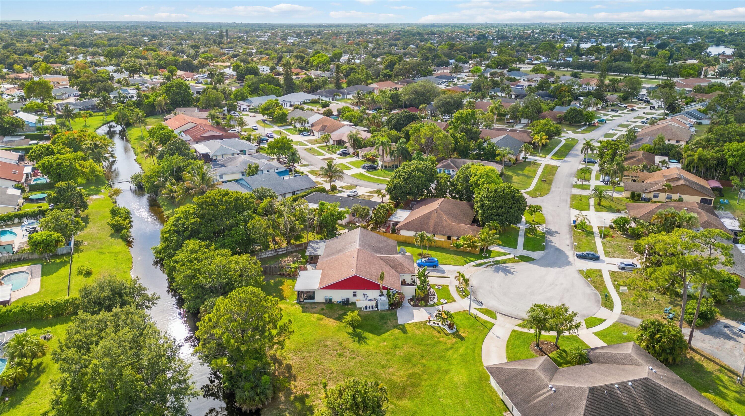 SOUTH SHORE 4 OF WELLINGTON - Residential