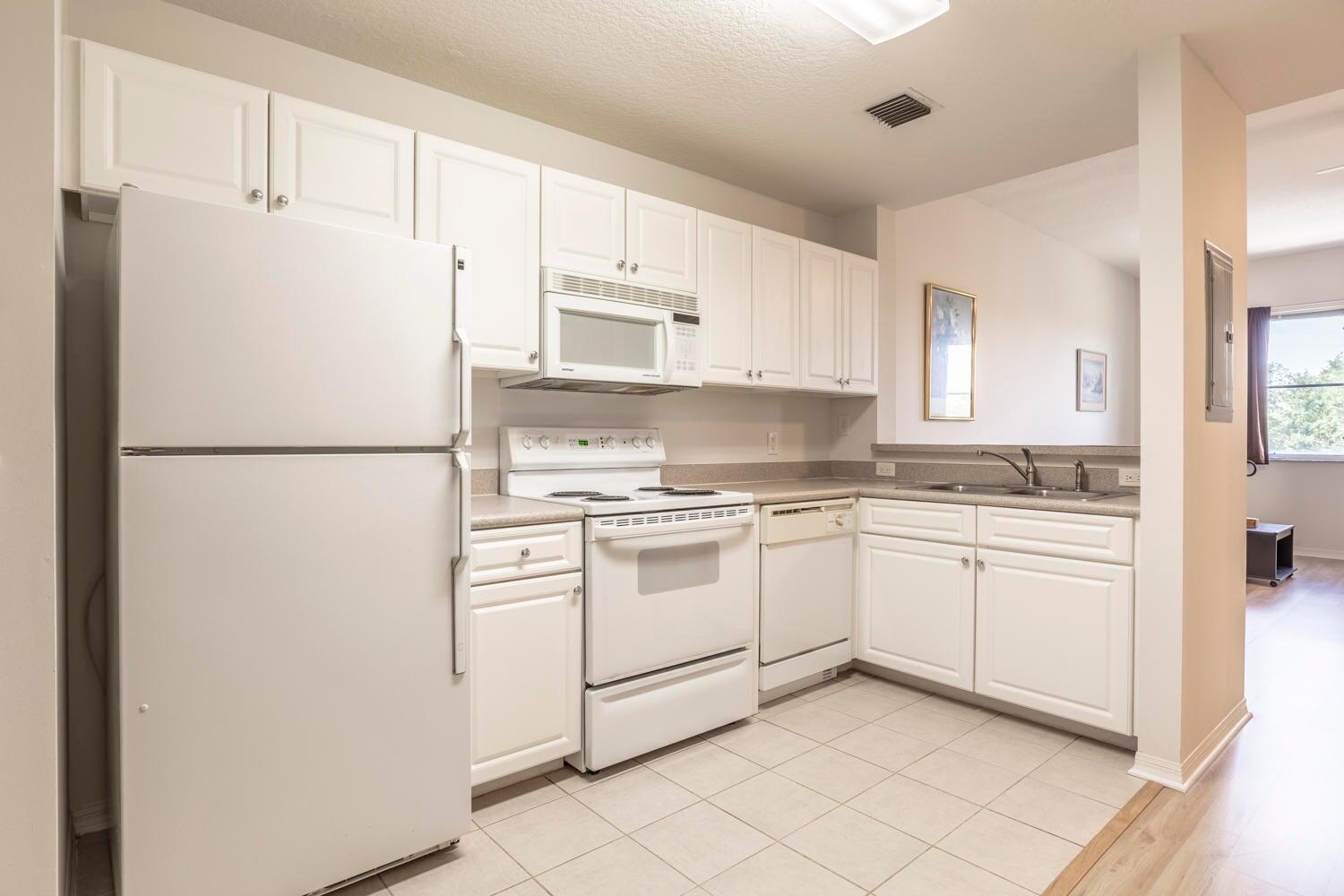 VILLAGE AT ABACOA - Residential Lease