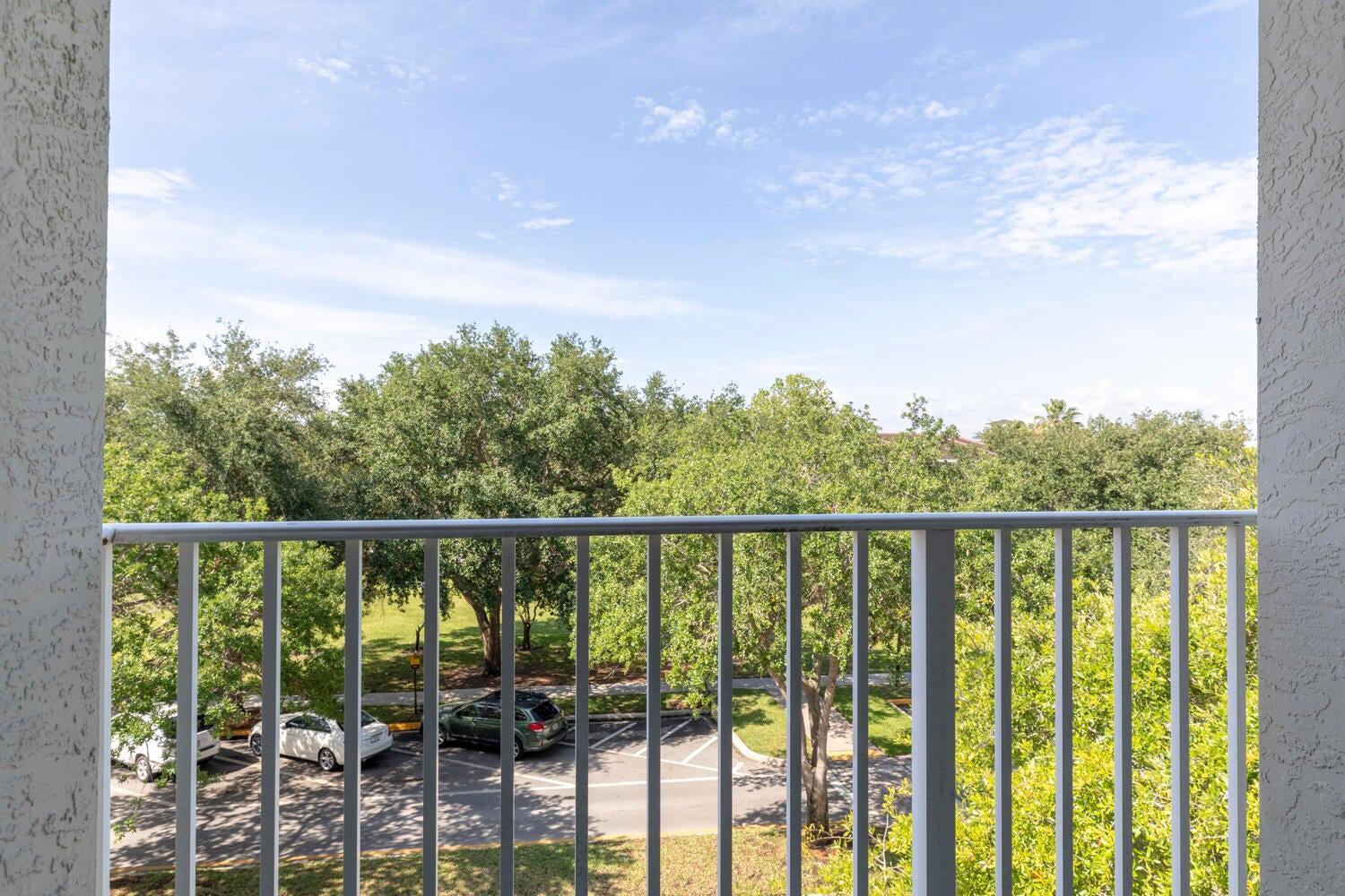 VILLAGE AT ABACOA - Residential Lease