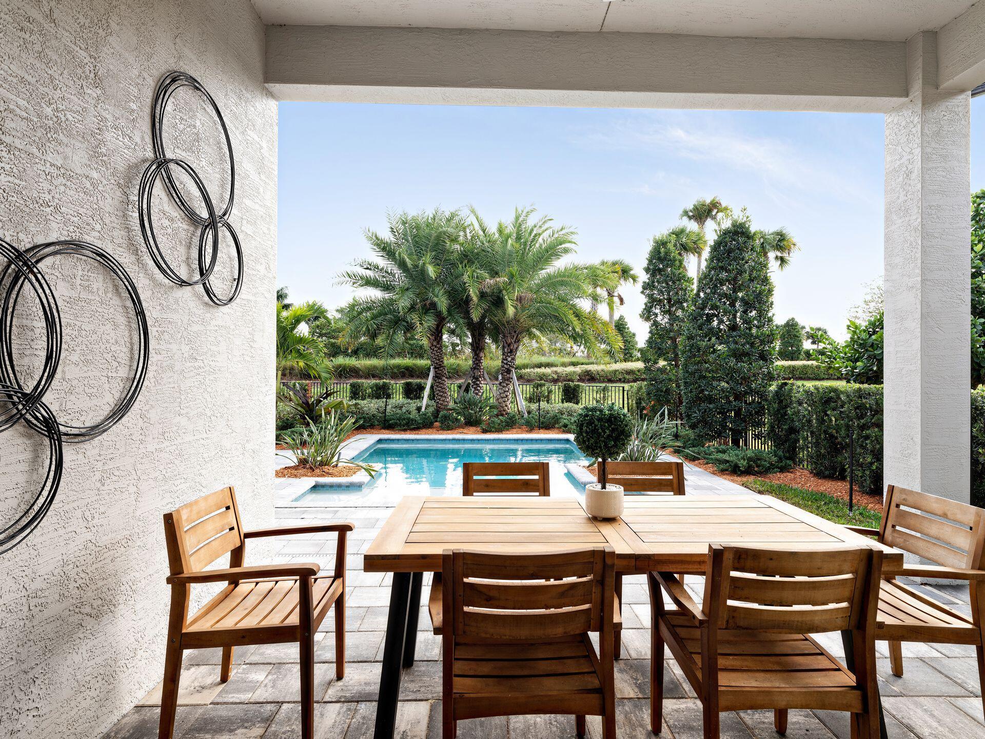 CRESSWIND PALM BEACH PHAS - Residential