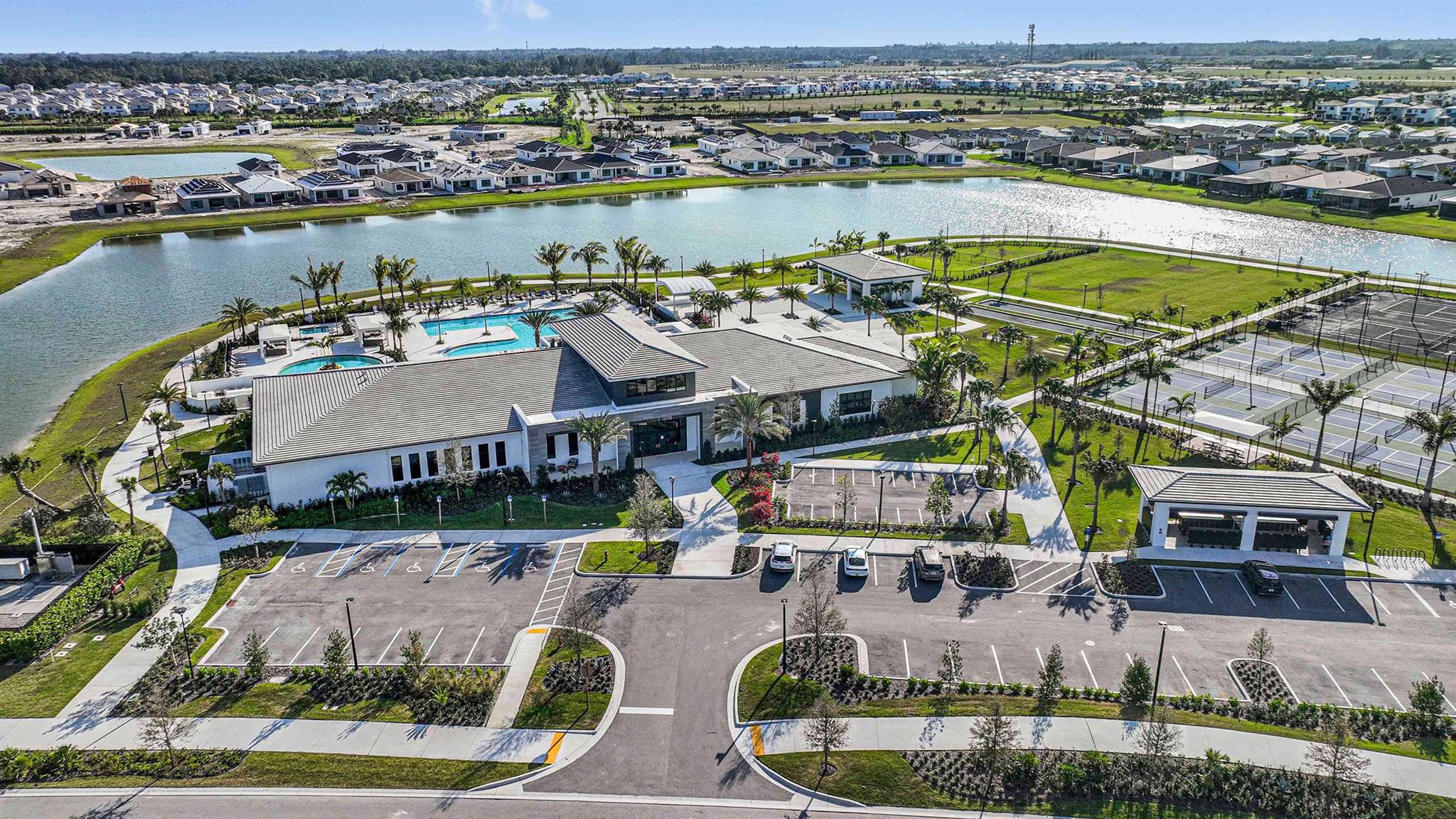 CRESSWIND PALM BEACH PHAS - Residential