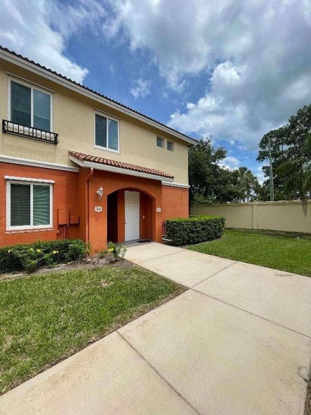 Photo of 51 SE Sedona Circle #203, Stuart, FL 34994 (MLS # R11163411)