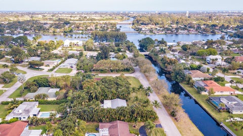 Tiny photo for 1711 Gregory Road, Lake Clarke Shores, FL 33406 (MLS # B26016475)