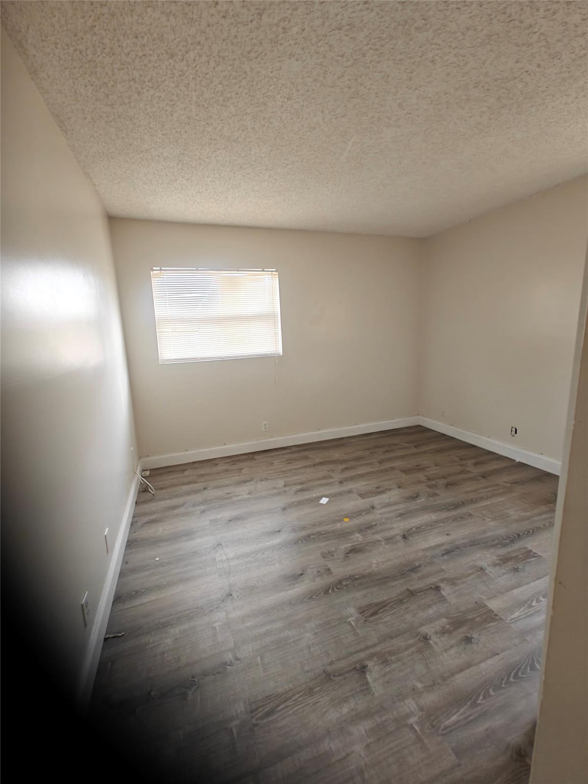 FOREST VILLAS CONDO - Residential Lease