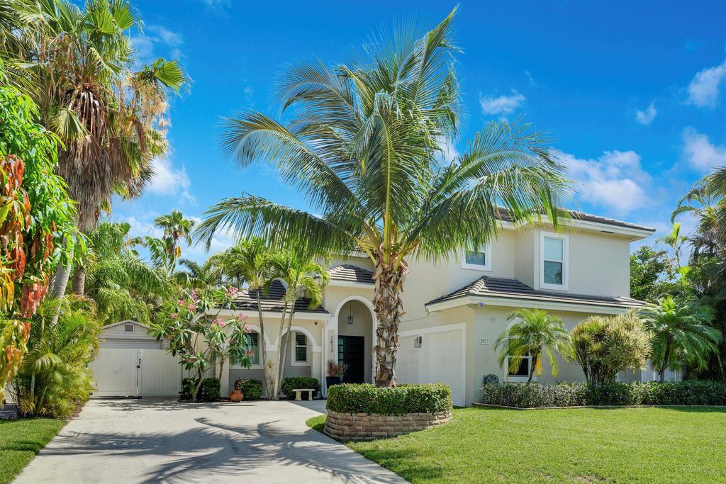 Photo of 2873 N Miller Drive, Palm Beach Gardens, FL 33410 (MLS # R11100907)