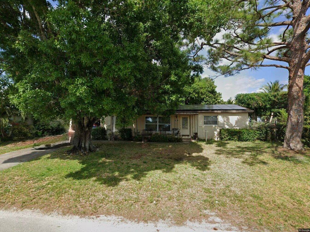 Photo of 14323 SW Cherokee Drive, Indiantown, FL 34956 (MLS # B26008577)