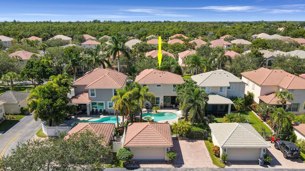 Photo of 8210 Calterra Drive, Palm Beach Gardens, FL 33418 (MLS # R10777382)