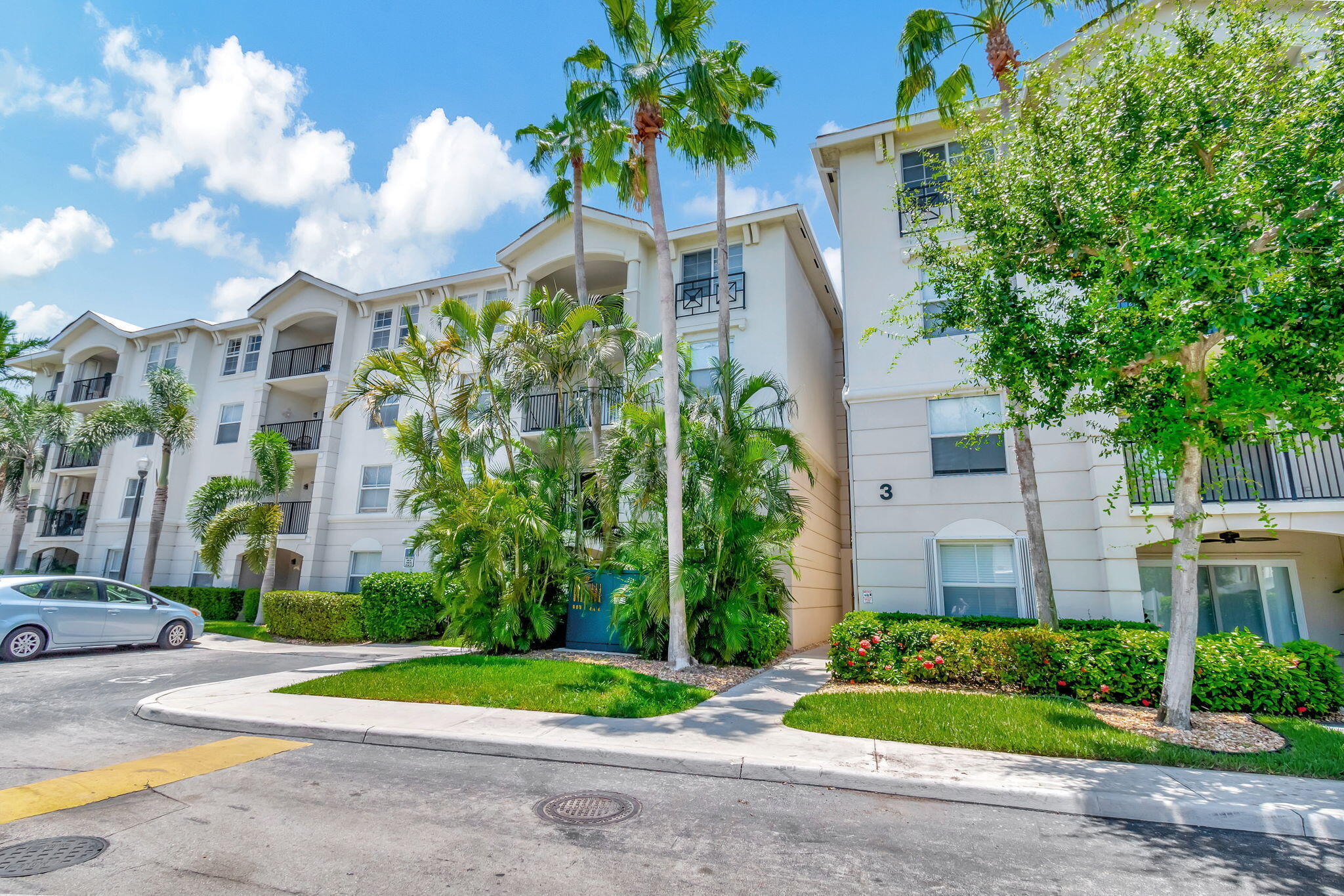 TUSCANY ON THE INTRACOASTAL CONDO - Residential Lease