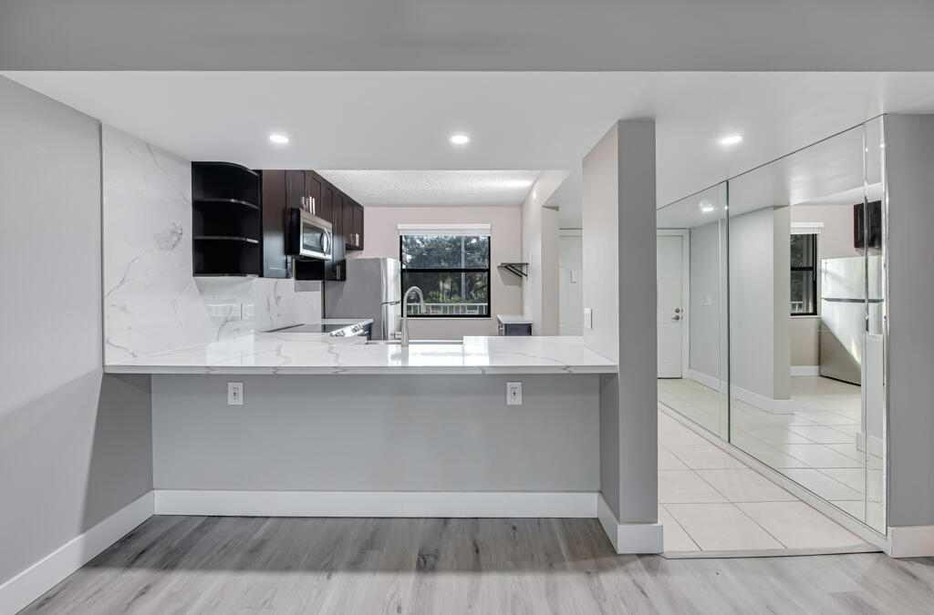 WHITEHALL VILLAGE - Residential