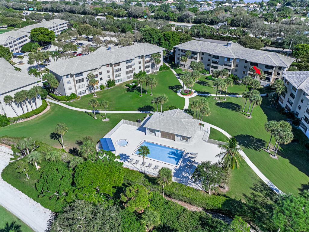 WHITEHALL VILLAGE - Residential