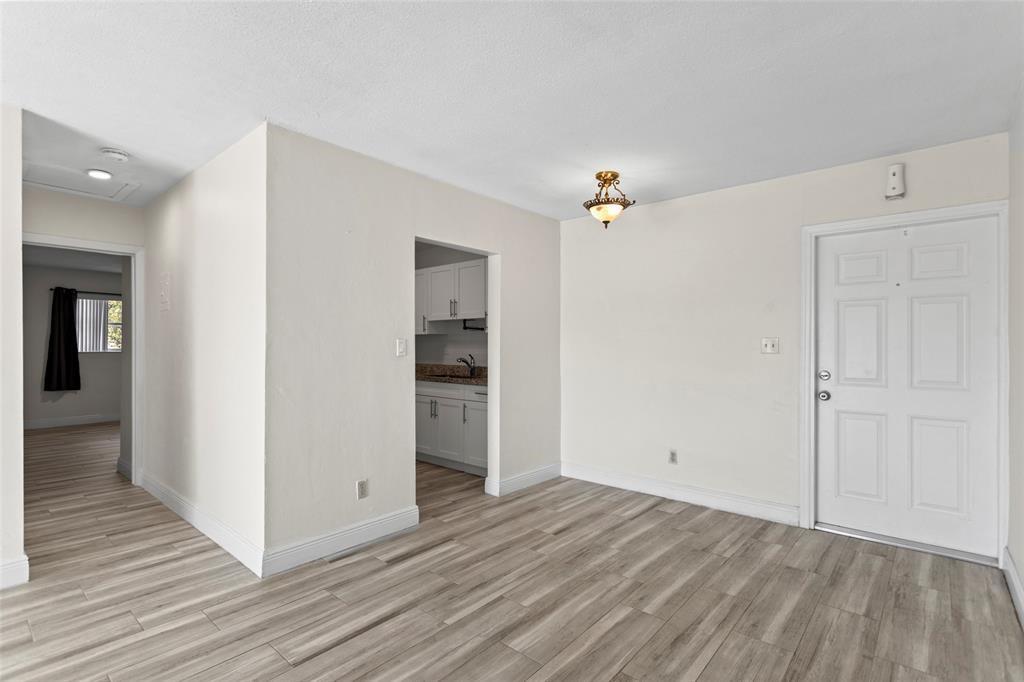 Prospect Gardens 22-26 B - Residential Lease