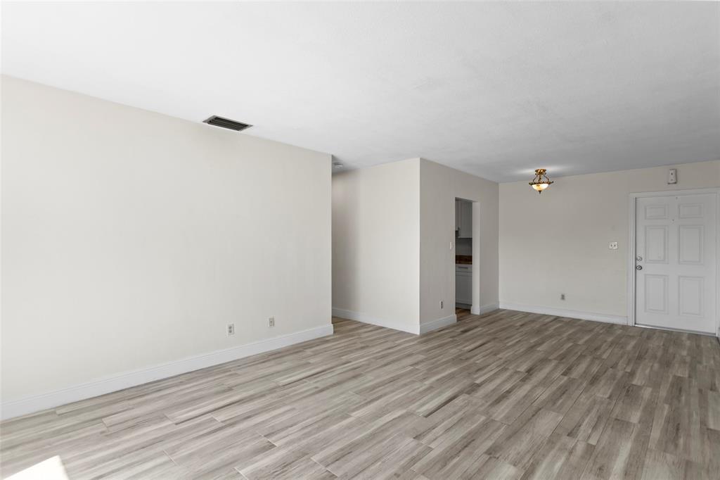 Prospect Gardens 22-26 B - Residential Lease