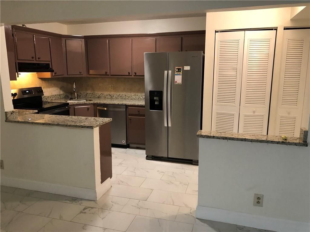 Photo of 4751 Sable Pine Cir #D-1, West Palm Beach, FL 33417 (MLS # F10315799)