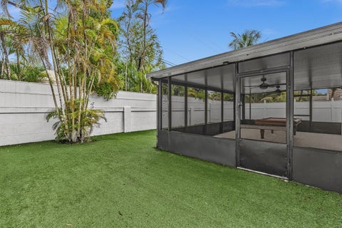 Tiny photo for 3307 SW 49TH Street, Hollywood, FL 33312 (MLS # B26082156)
