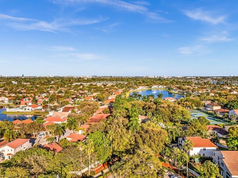 Tiny photo for 3307 SW 49TH Street, Hollywood, FL 33312 (MLS # B26082156)