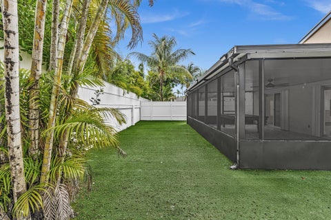Tiny photo for 3307 SW 49TH Street, Hollywood, FL 33312 (MLS # B26082156)