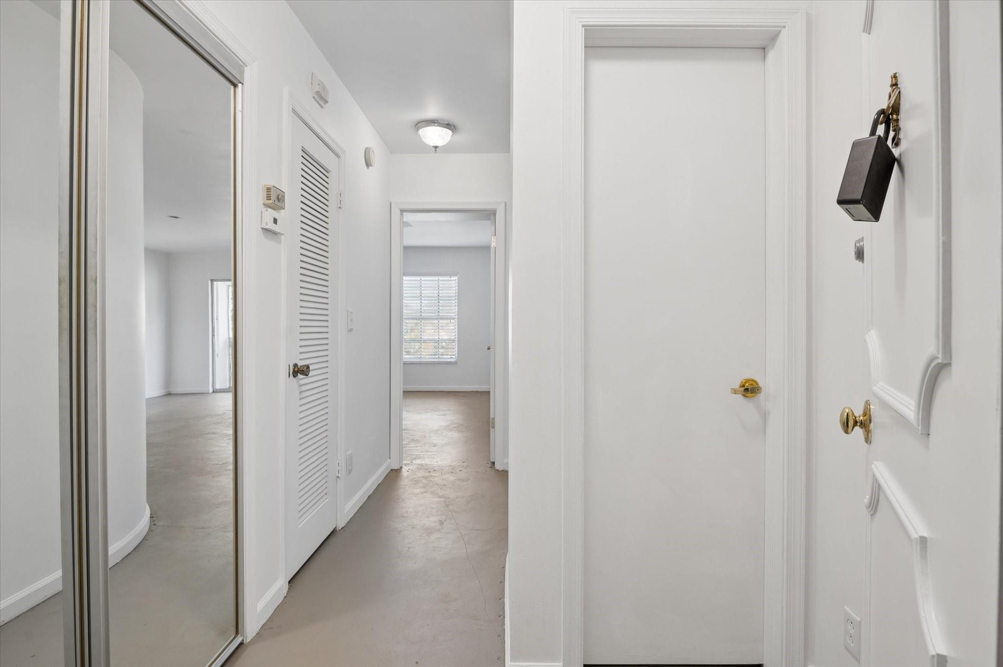 Imperial Point Colonnades - Residential