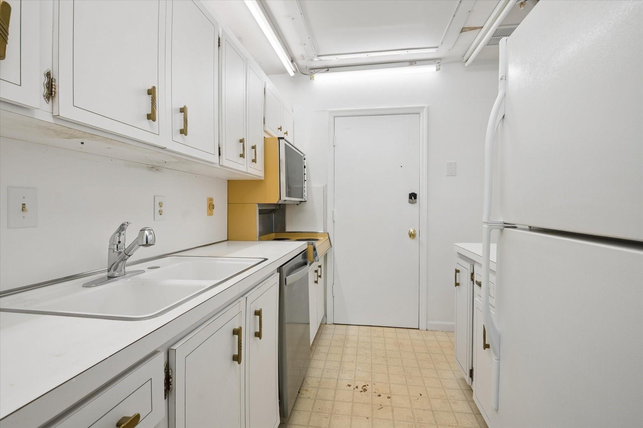 2161 NE 68th Street 326