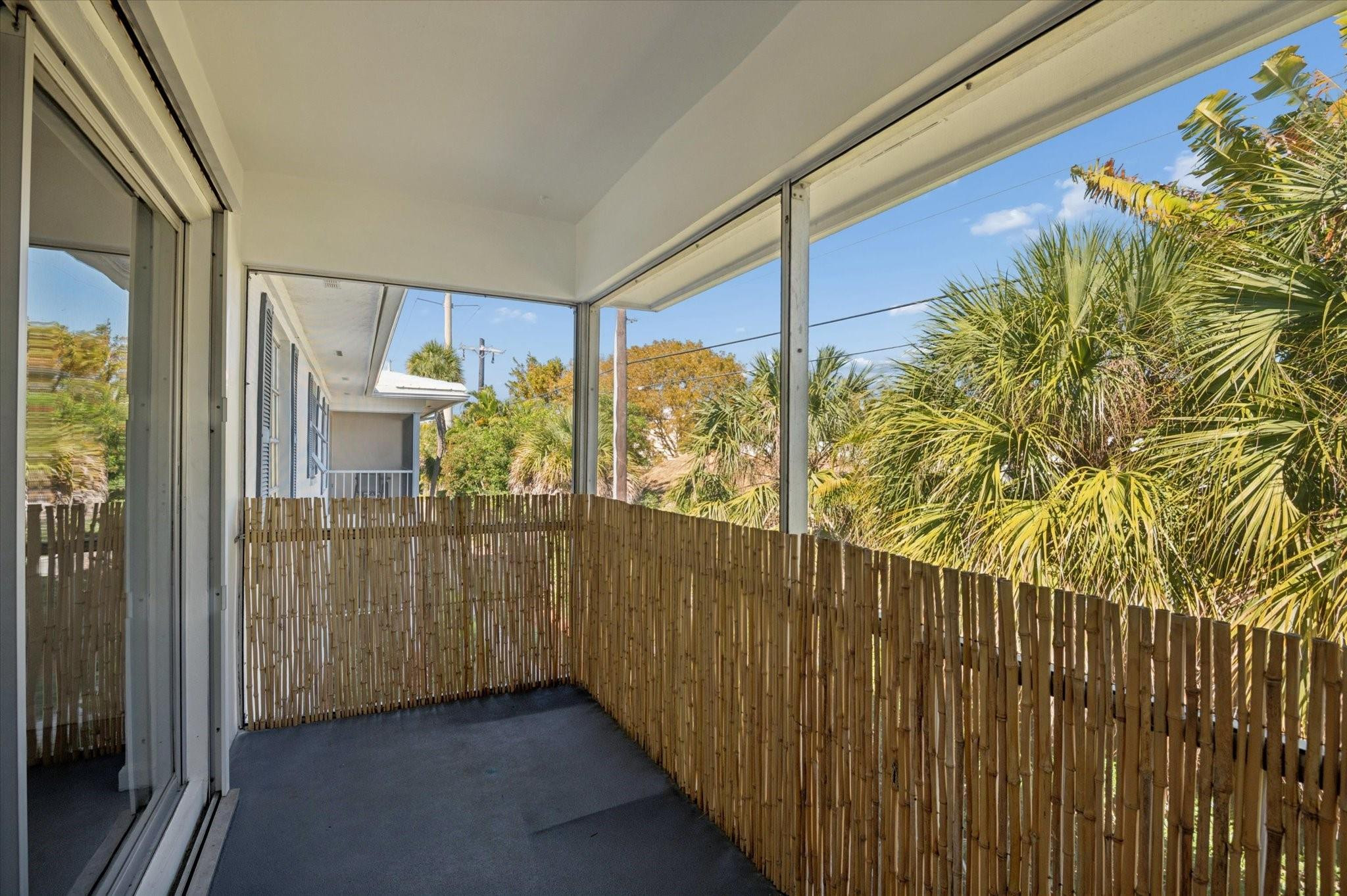 Imperial Point Colonnades - Residential