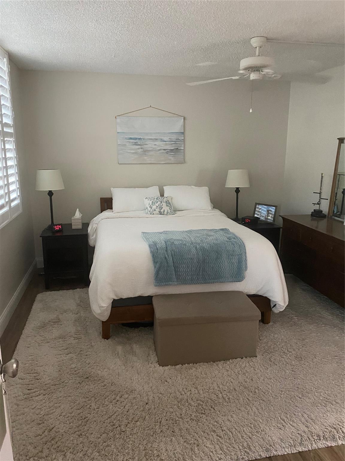 Admiralty Towers - Residential