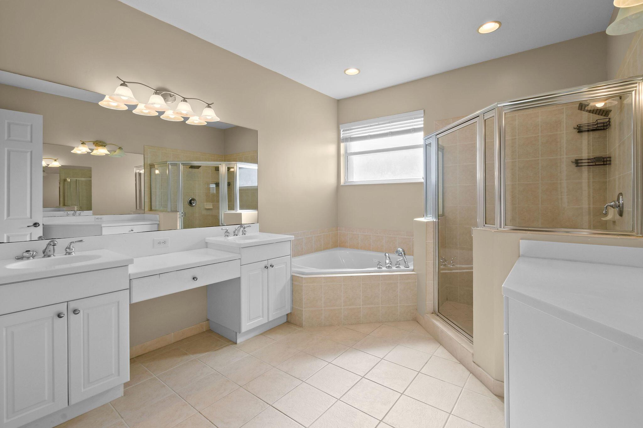 THIRD REPLAT OF PORTOFINO ISLES - Residential Lease