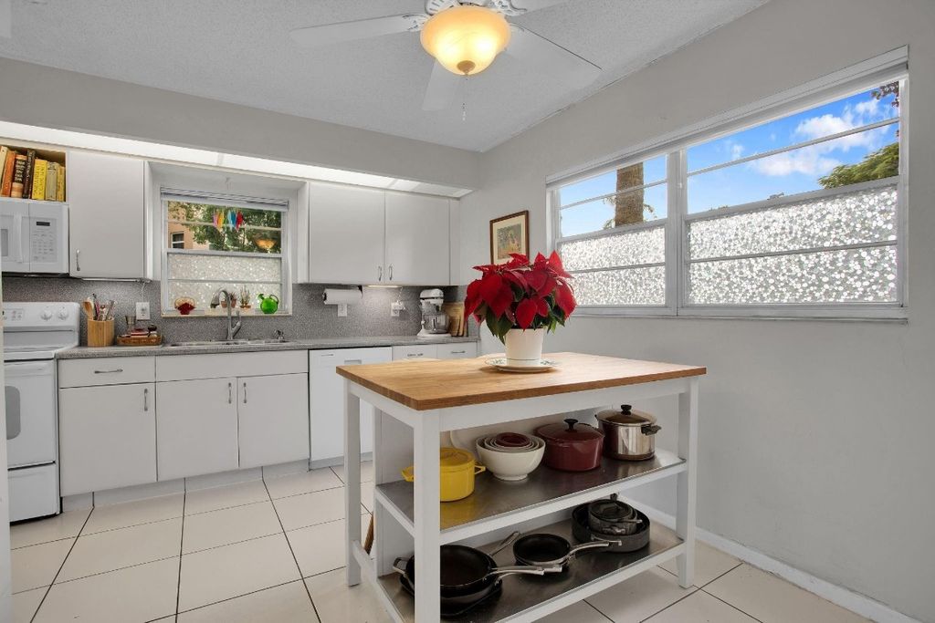 Photo of 1602 Abaco Drive #K1, Coconut Creek, FL 33066 (MLS # F10538360)