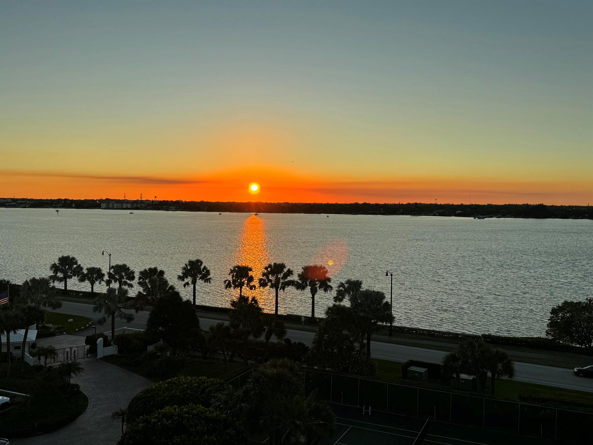 ENCLAVE OF PALM BEACH CON - Residential