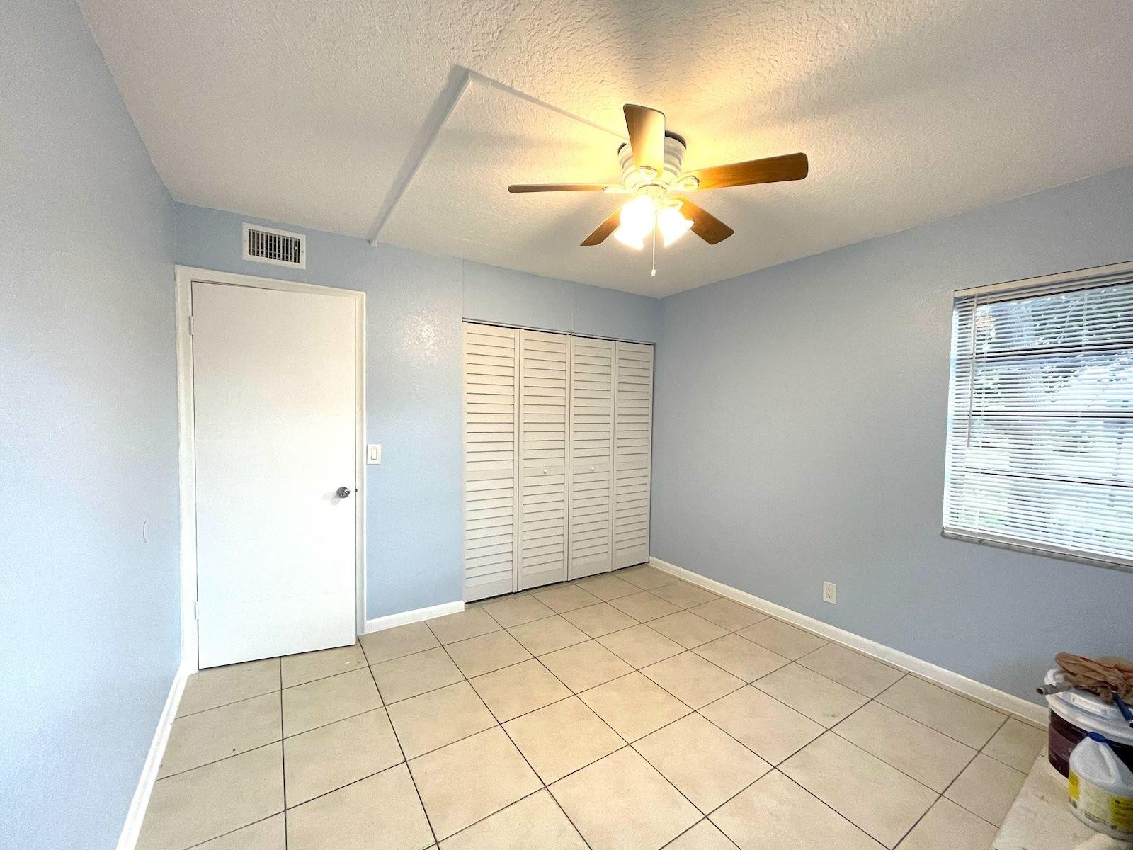 LAKE PARK ADD 1 - Residential Lease