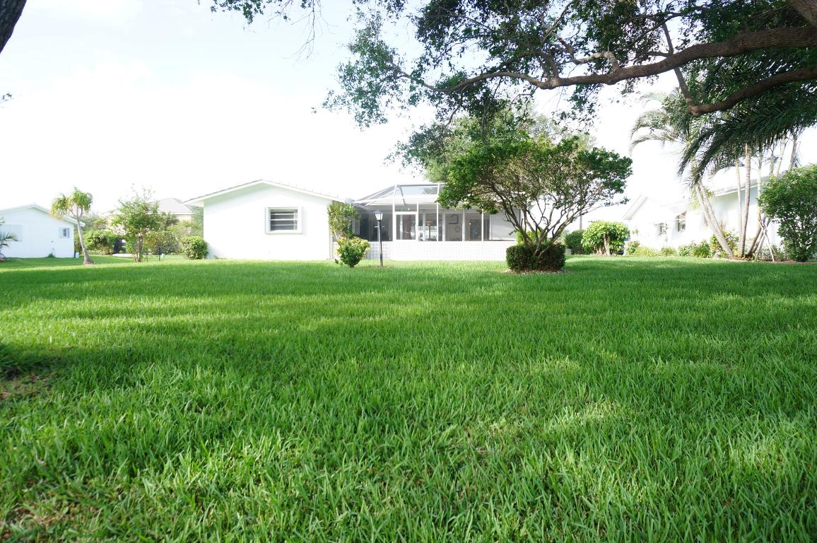 PALM BEACH LEISUREVILLE SEC 10 - Residential