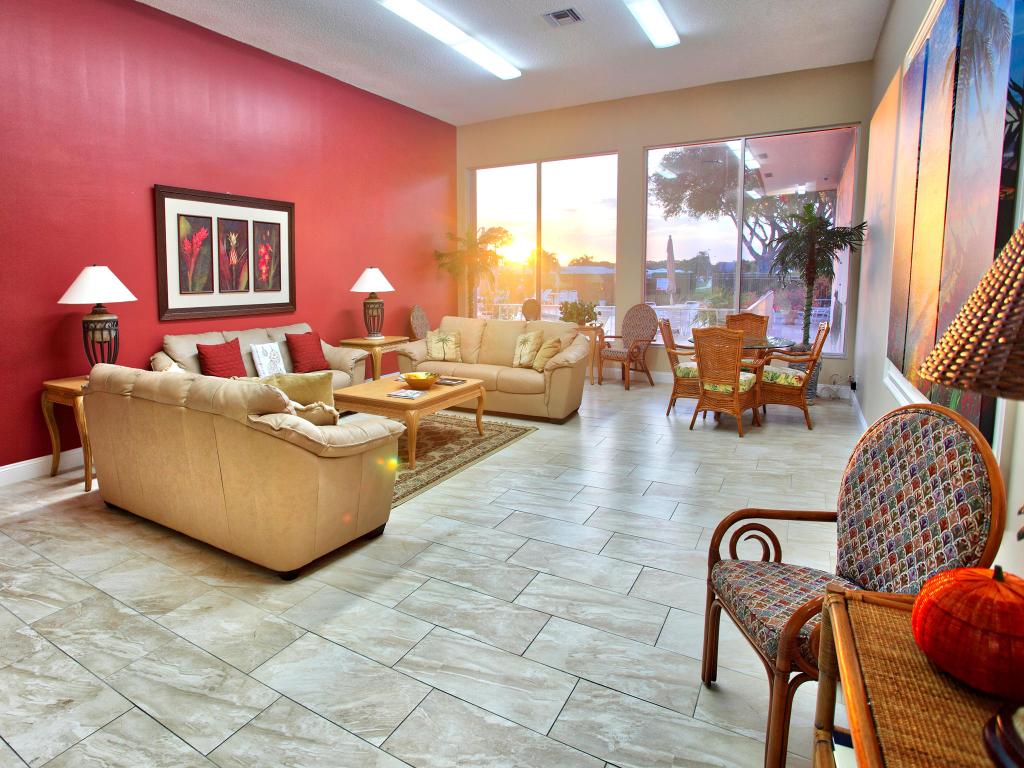 PALM BEACH LEISUREVILLE SEC 10 - Residential