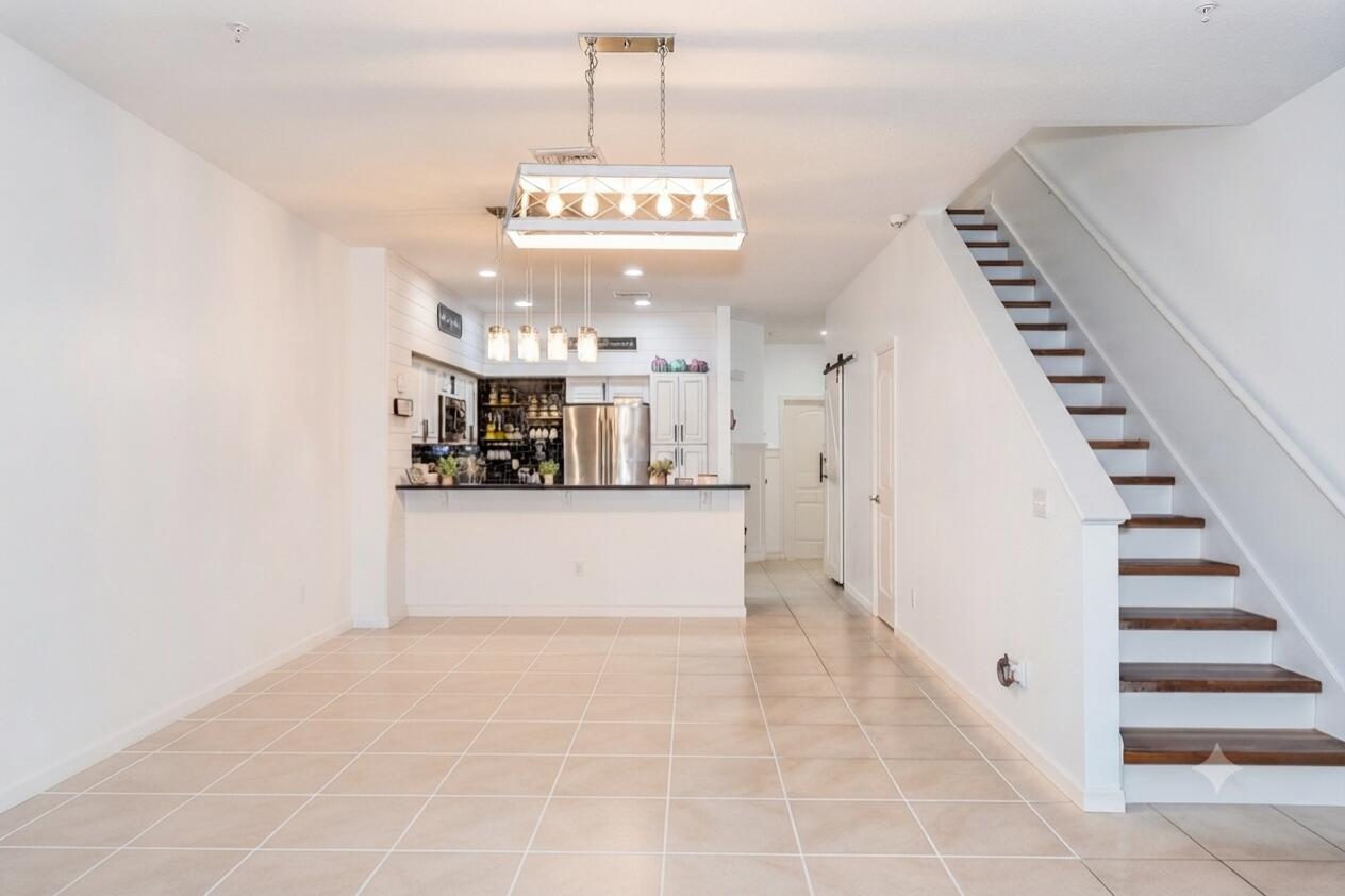 4466 Leo Lane