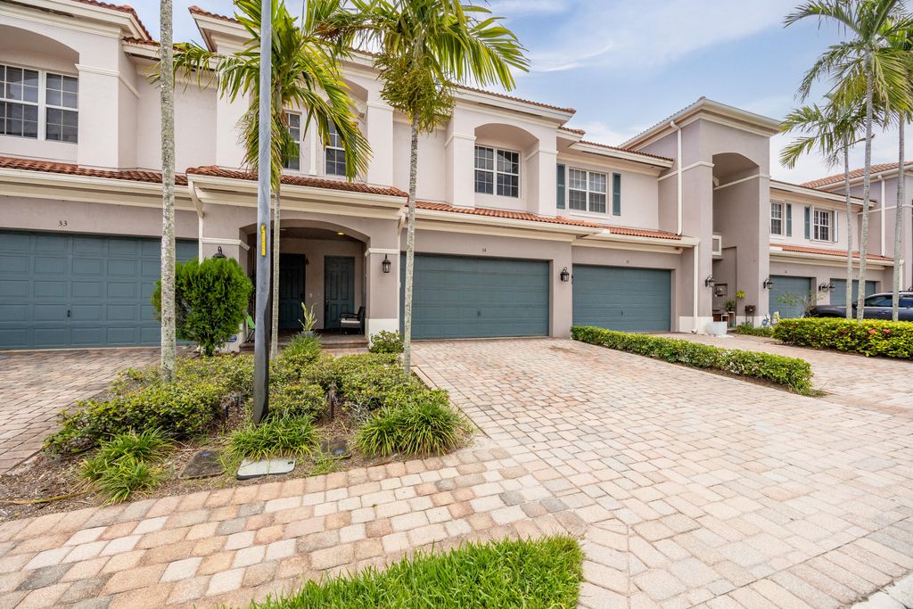 Photo of 34 Lancaster Road, Boynton Beach, FL 33426 (MLS # R11106585)