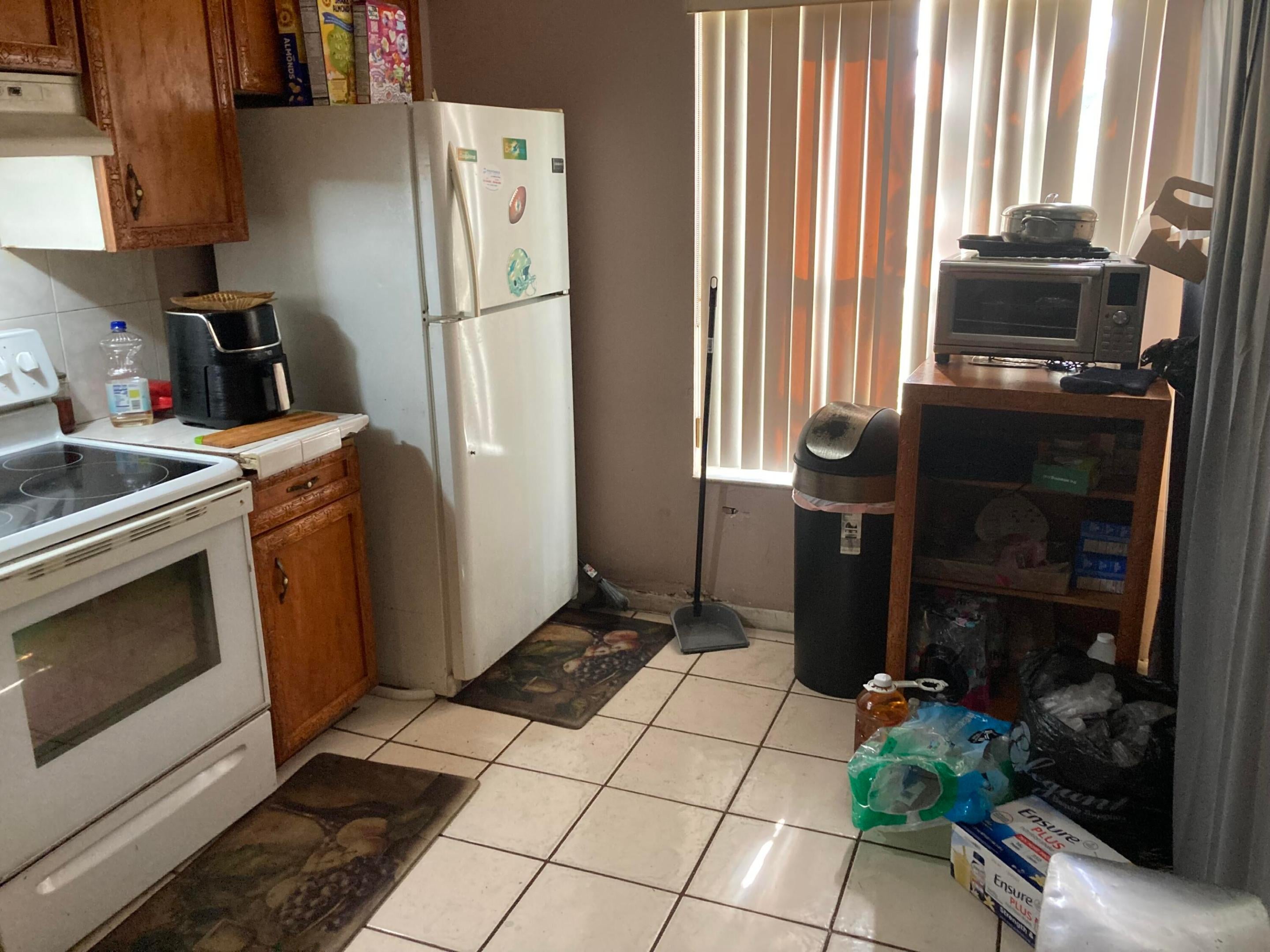 3243 NW 44TH Street 1