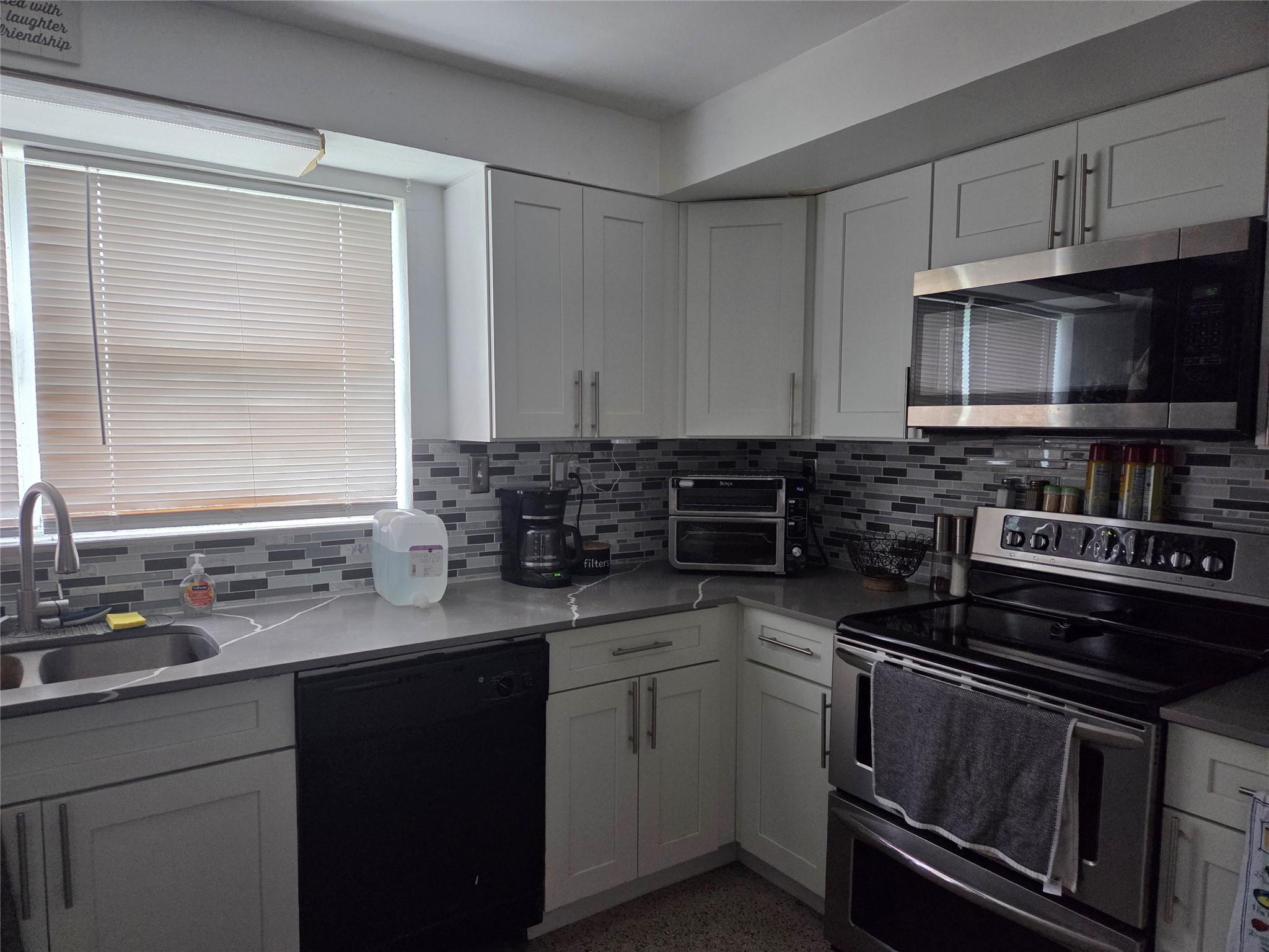 Reed Land Co Sub 2-32 D 3 - Residential Lease