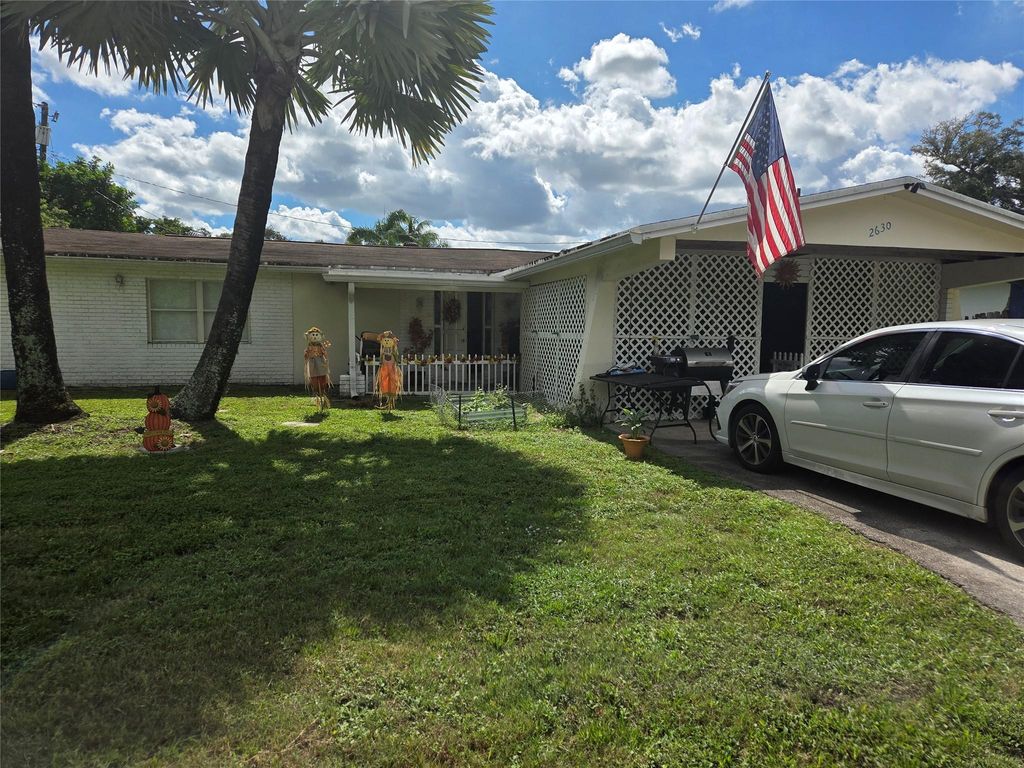 Photo of 2630 SW 49th Ct, Fort Lauderdale, FL 33312 (MLS # F10541412)