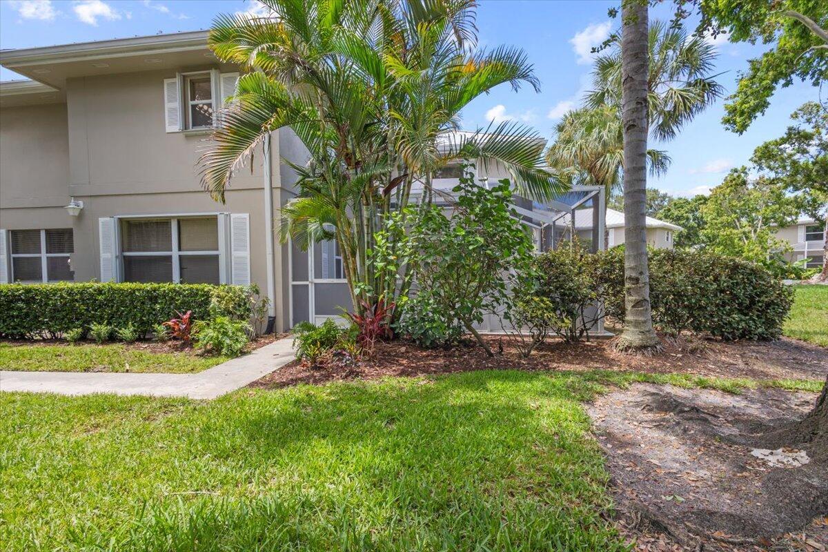 THE MEADOWS AT MARTIN DOW - Residential