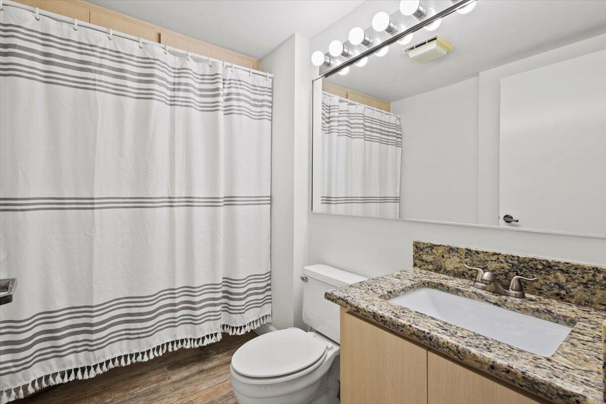 THE MEADOWS AT MARTIN DOW - Residential